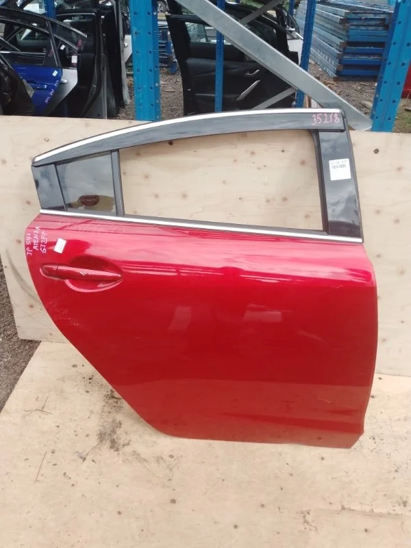 Дверь Mazda 6 2012-2018 GHY17202XB GJ, задняя правая