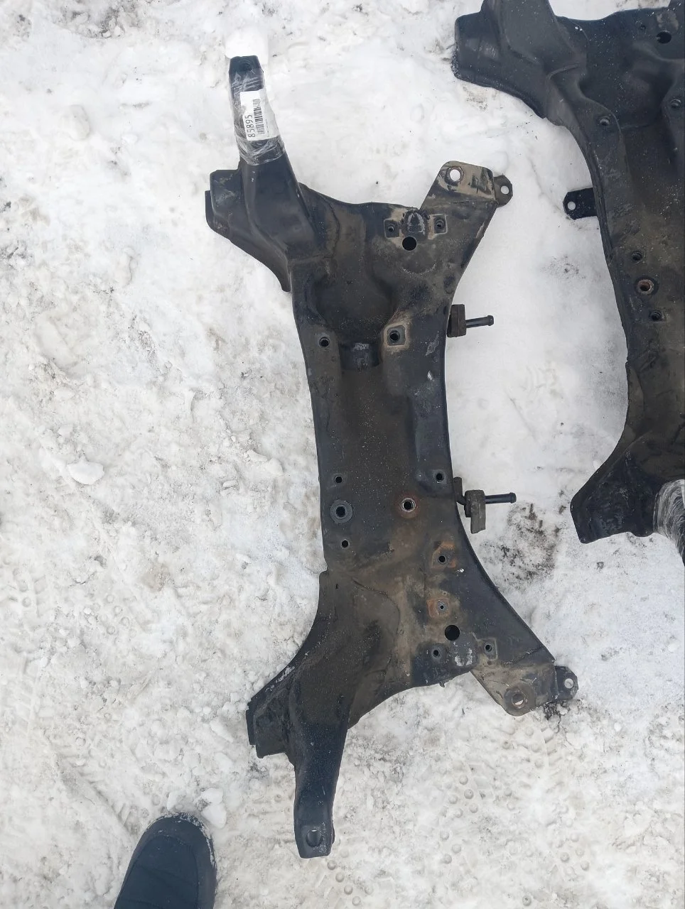 Подрамник Mitsubishi Lancer 9 2001-2008 MR510285 CS3A/CS3W, передний