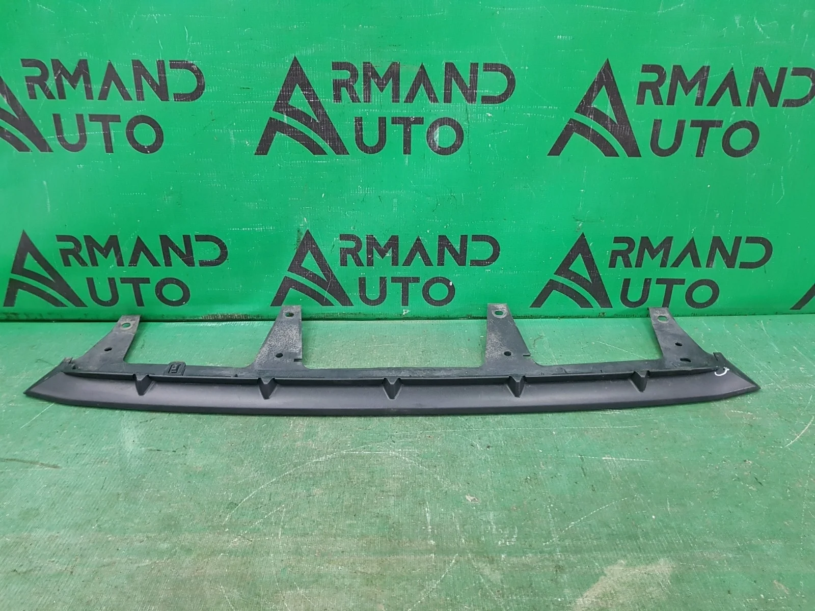 Накладка бампера LEXUS NX 2017-2021