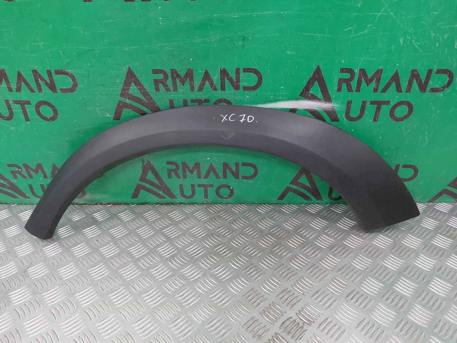 Расширитель крыла VOLVO XC70 2007-2016