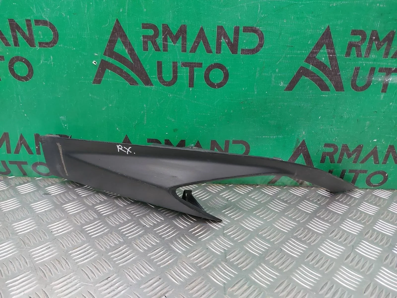 Накладка бампера нижняя Lexus RX 2015-2019 4