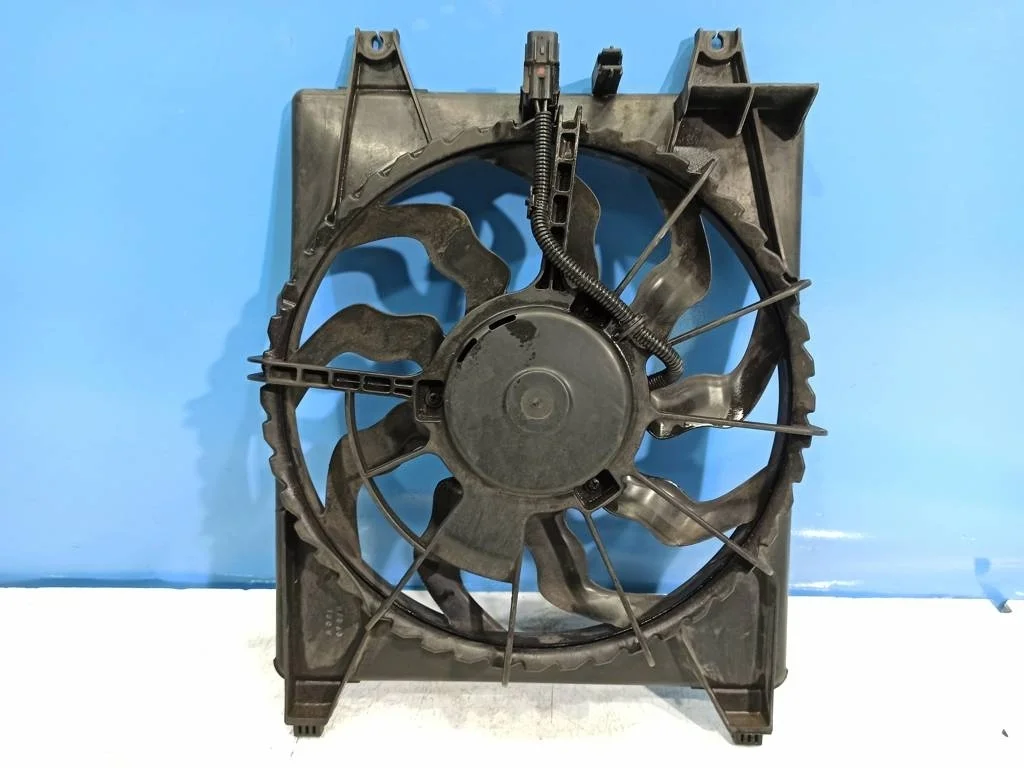 вентилятор кондиционера Hyundai Grand Starex 2007-2015  06.07.2012