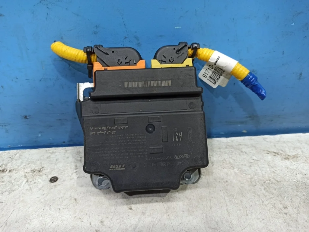блок srs air bag Kia Ceed 2 JD 2012-2015  17.10.2013