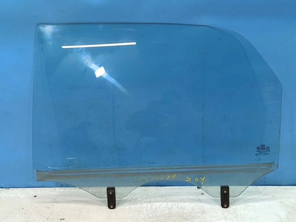 стекло двери Kia Sportage 2 2004-2008  2006