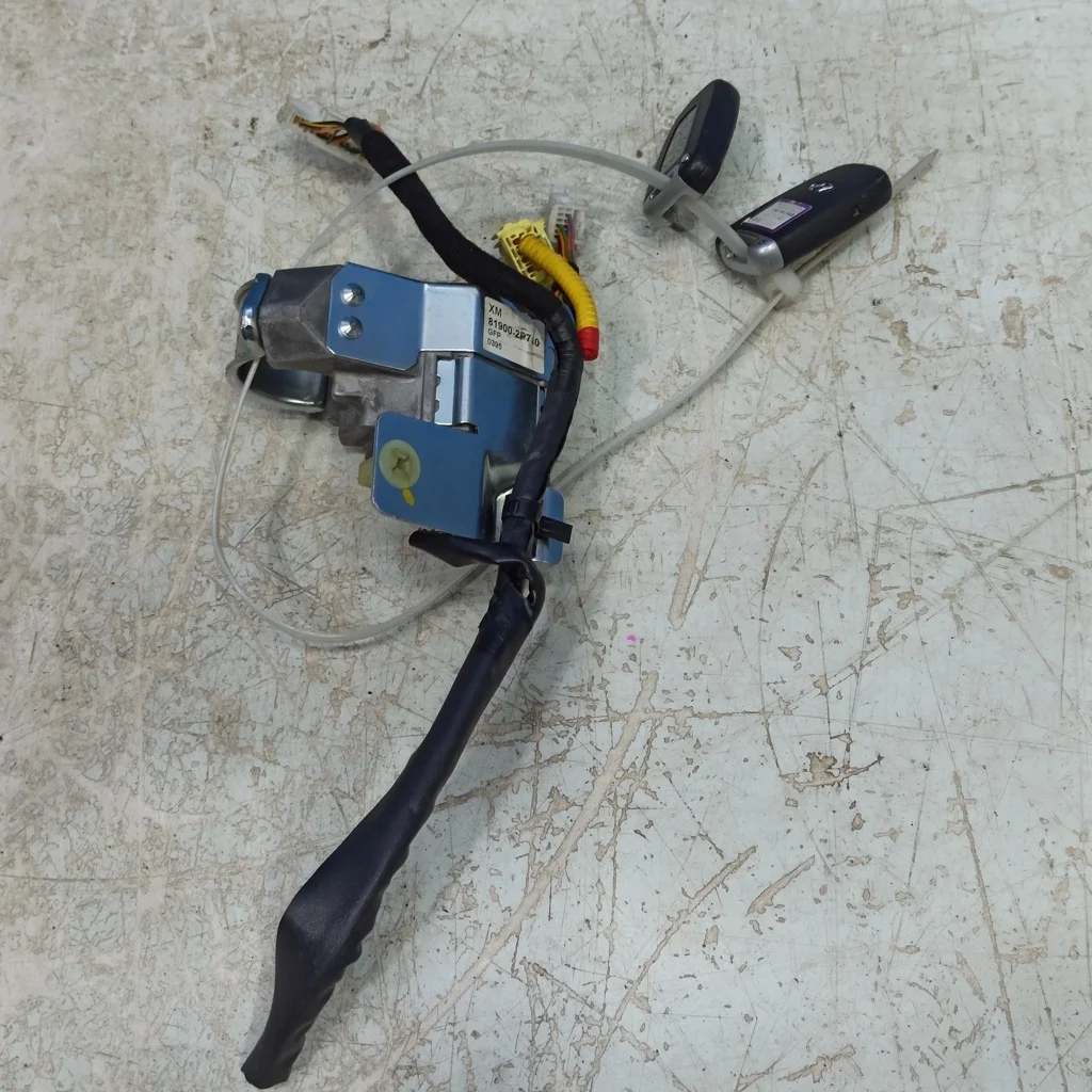 замок зажигания Hyundai IX35 1 2010-2013  14.11.2011