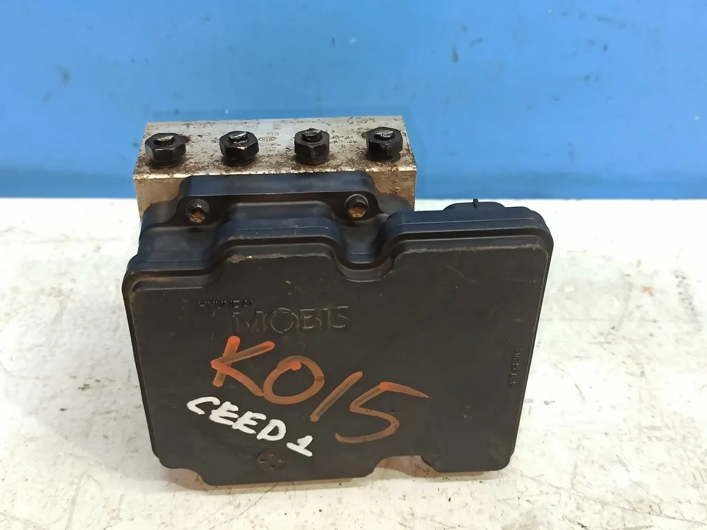 блок abs Kia Ceed 1 2010-2012  15.06.2011