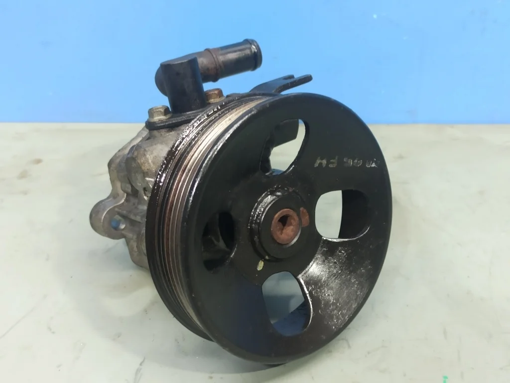 насос гур Kia Sorento 1 BL 2006-2009 Рестайлинг  20.06.2006