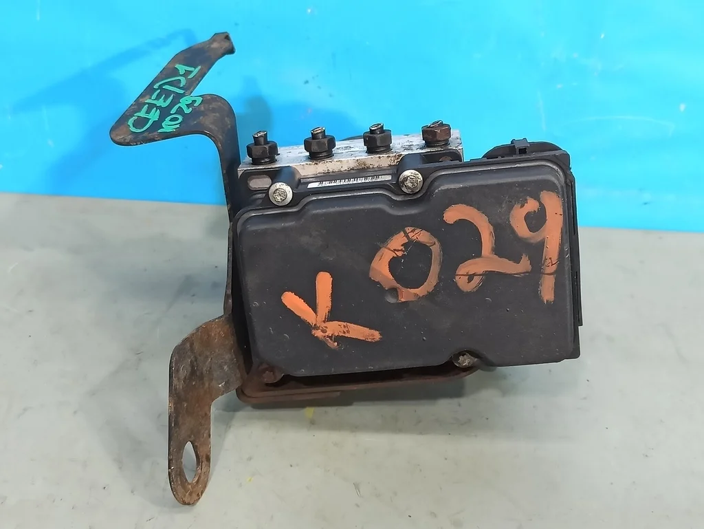 блок abs Kia Ceed 1 2010-2012  18.06.2010