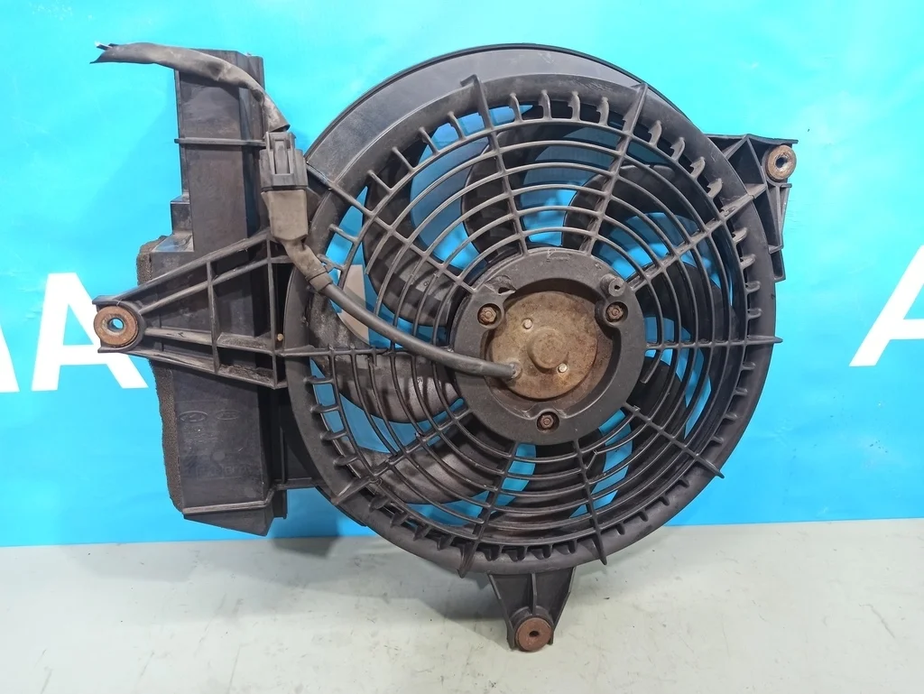 вентилятор кондиционера Hyundai Santa Fe 1 SM 2000-2005  21.09.2004