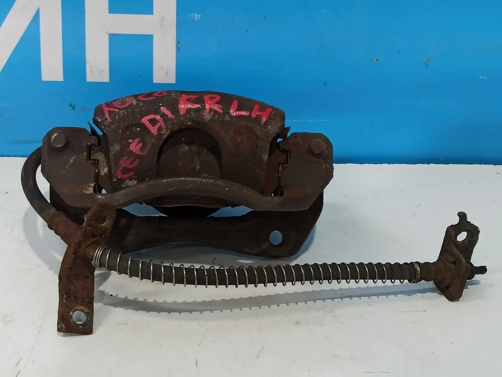 суппорт Kia Ceed 1 2010-2012  06.10.2010