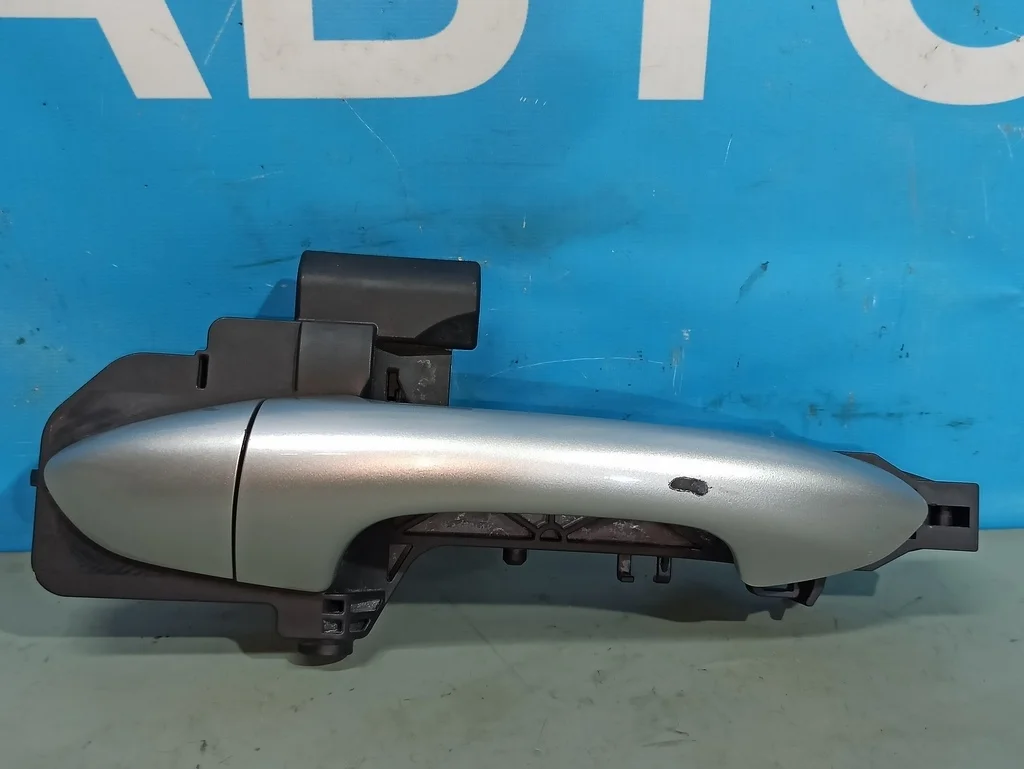 ручка двери Kia Ceed 2 JD 2012-2015  30.11.2012