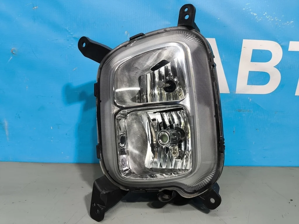 фара противотуманная Kia Sorento 2 XM FL 2012-2020  06.10.2012