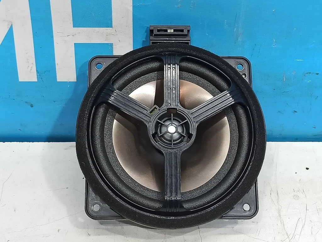 динамик Hyundai Santa Fe 3 DM 2015-2018 Рестайлинг  02.02.2016