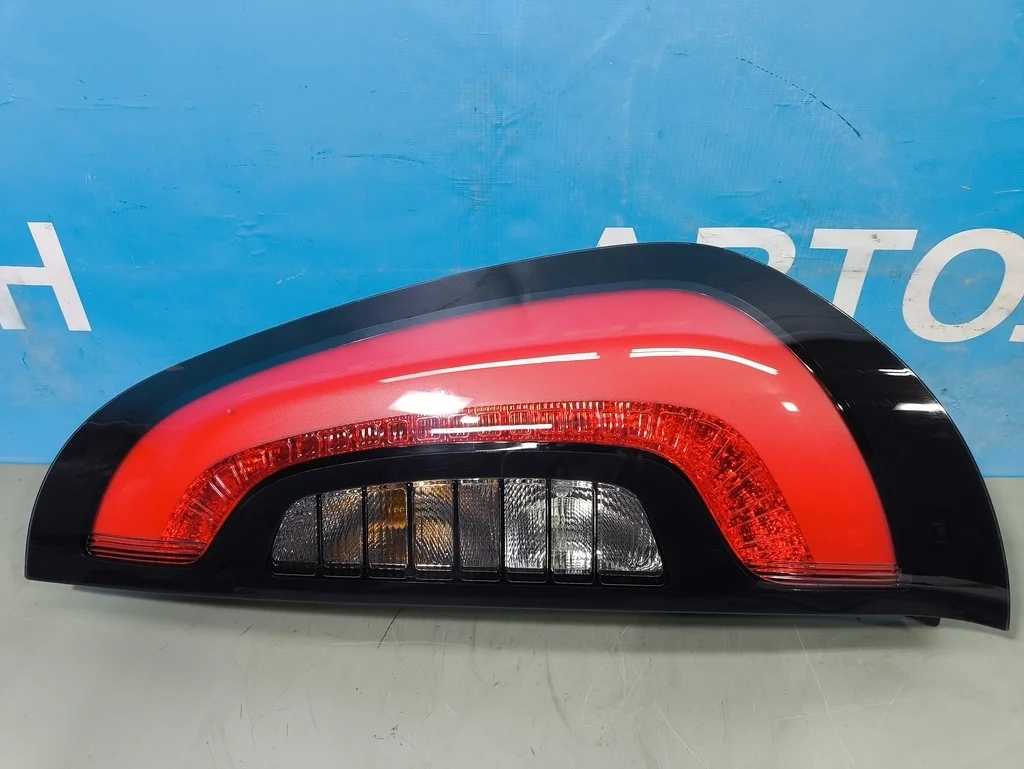 фонарь Kia SOUL 2 2013-2016  04.11.2014