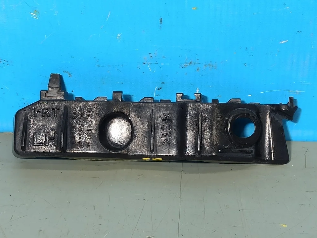 кронштейн переднего бампера Kia Cerato 2 TD 2008-2013  02.05.2012