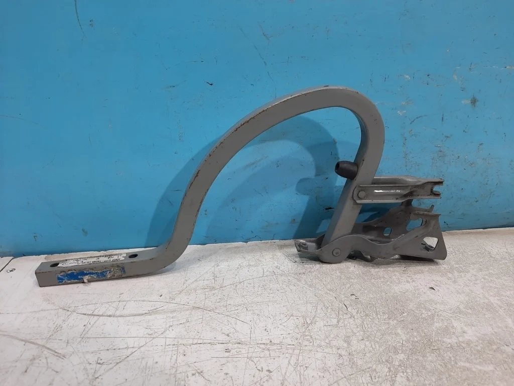 петля крышки багажника Sonata 6 YF 2009-2014