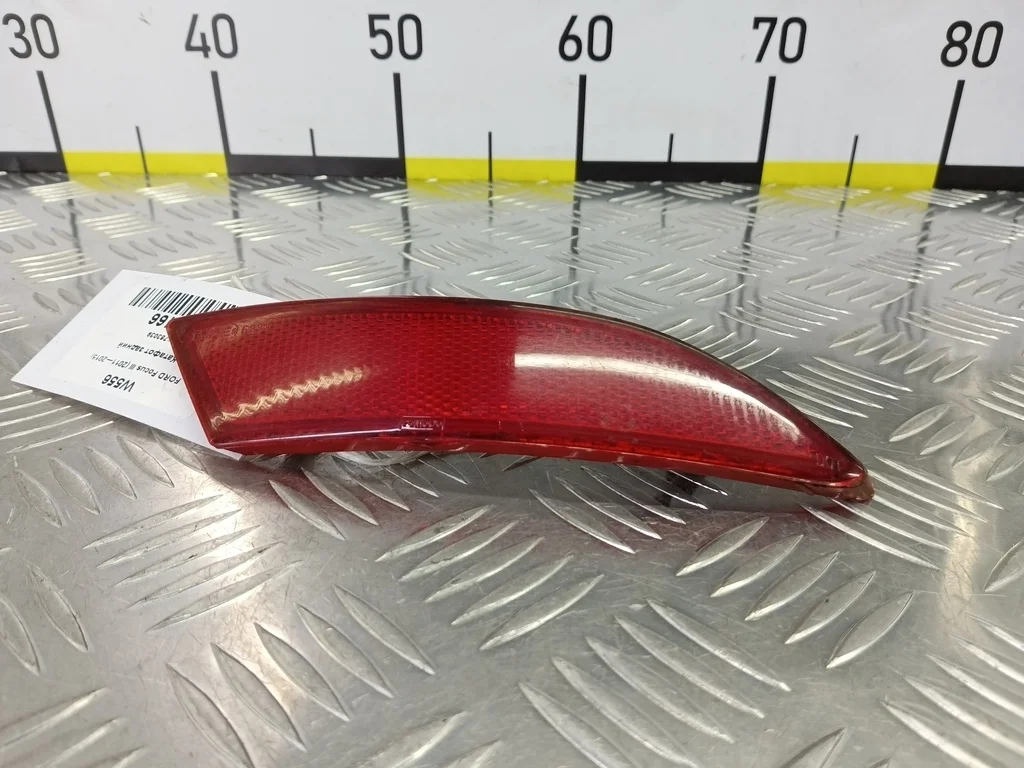 Катафот задний FORD Focus III (2011—2015)