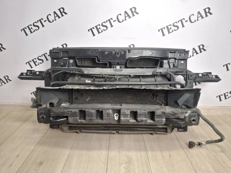 Кассета радиаторов сборе VW Touareg NF 2010 7P