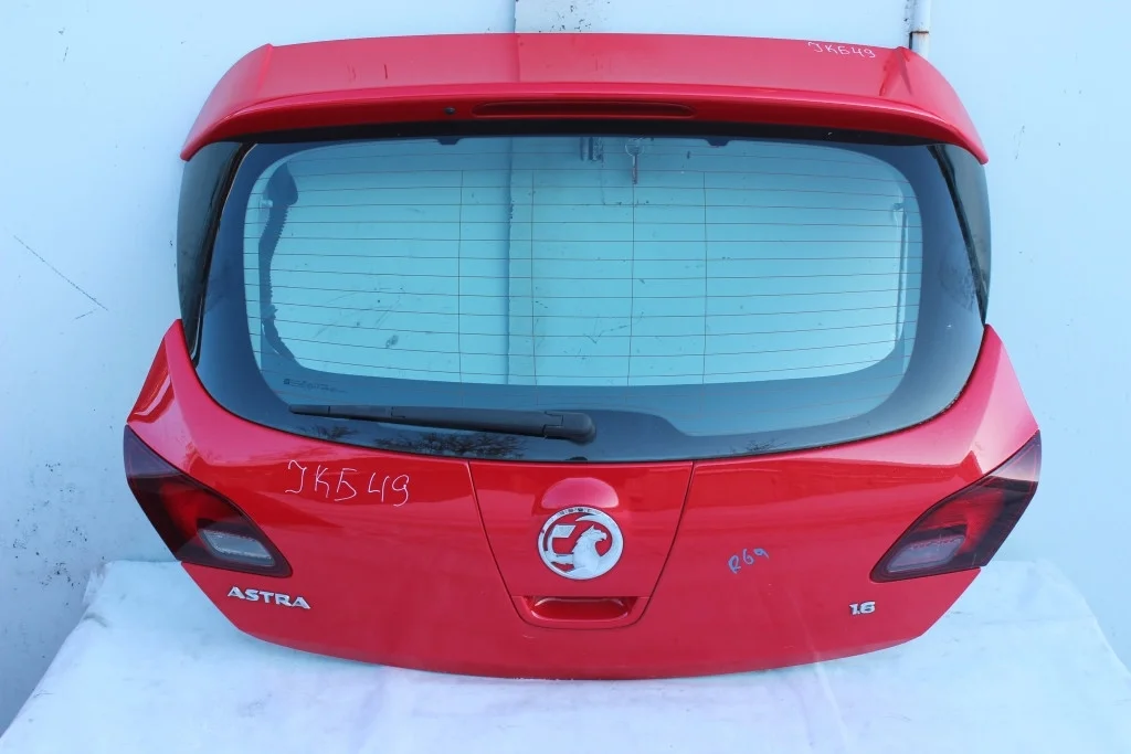 Крышка багажника 5 дв. хэтчбек Opel Astra J JКБ49