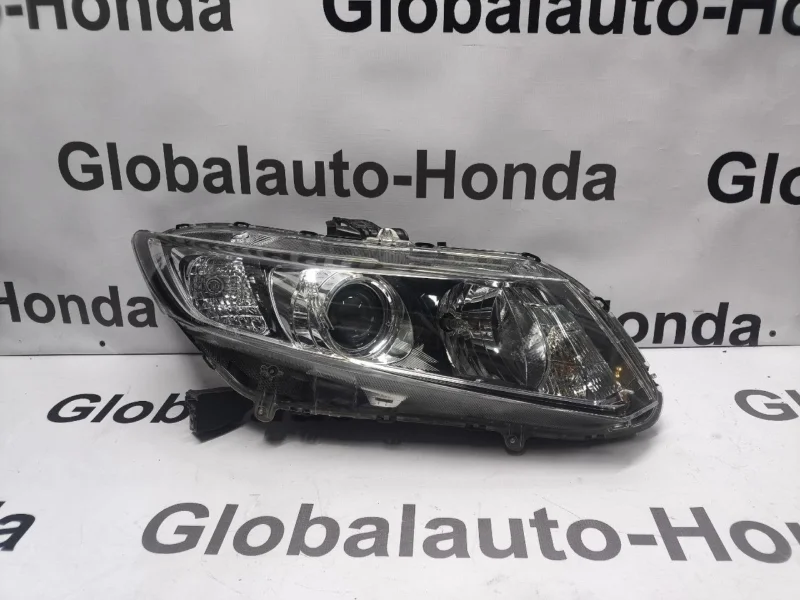 Фара передняя правая Honda Civic 4D FB R18Z1