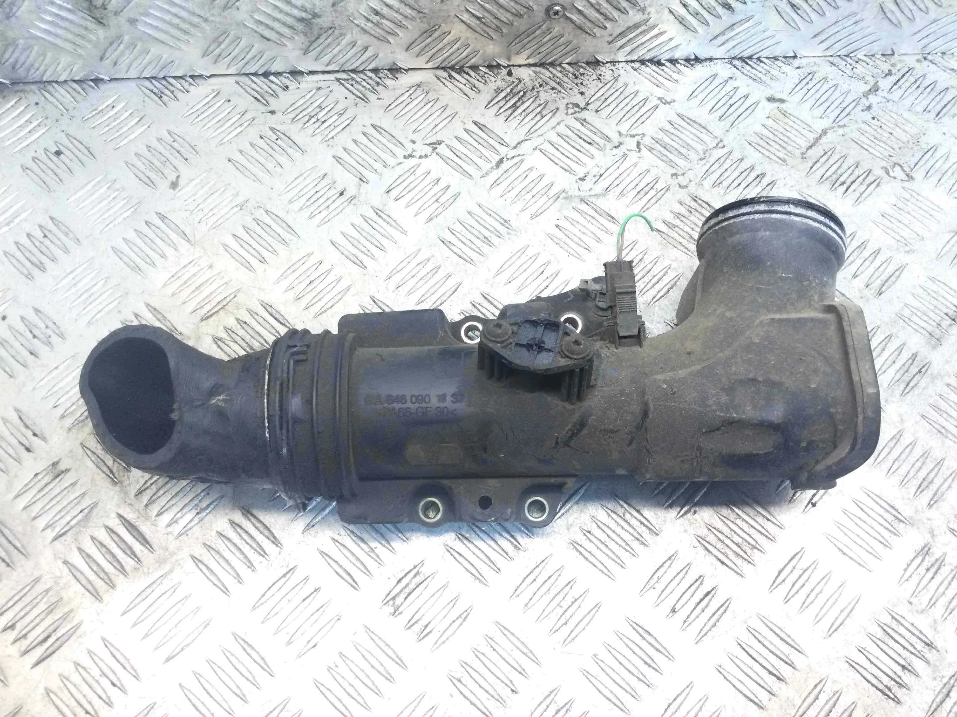 Патрубок интеркулера Mercedes Vito W639 (2003-2010) дизель 2.2 CDI Механика Микроавтобус