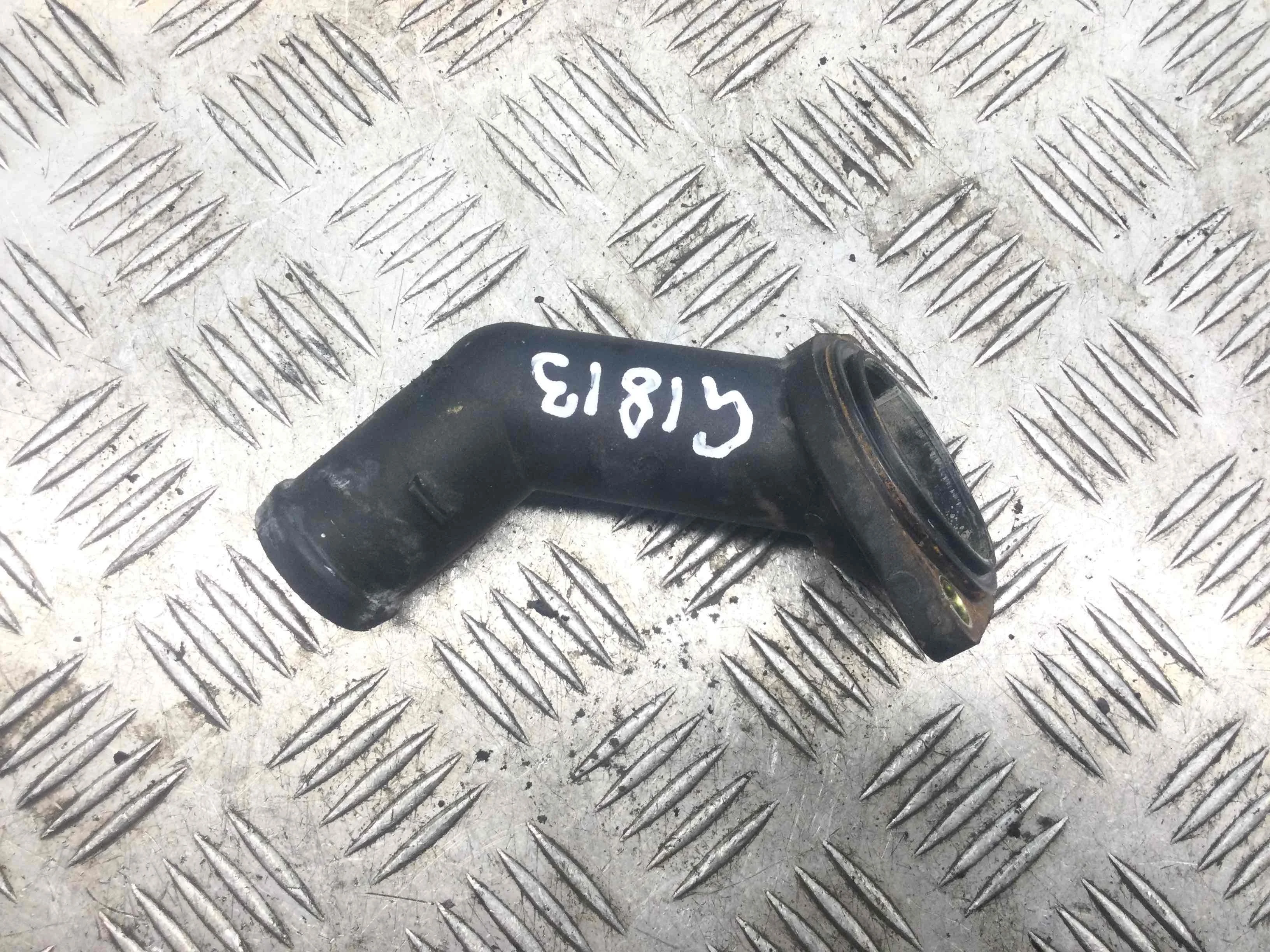 Фланец (тройник) системы охлаждения Volkswagen Beetle A4 (1997-2005) бензин 2.0 i Механика Х/б