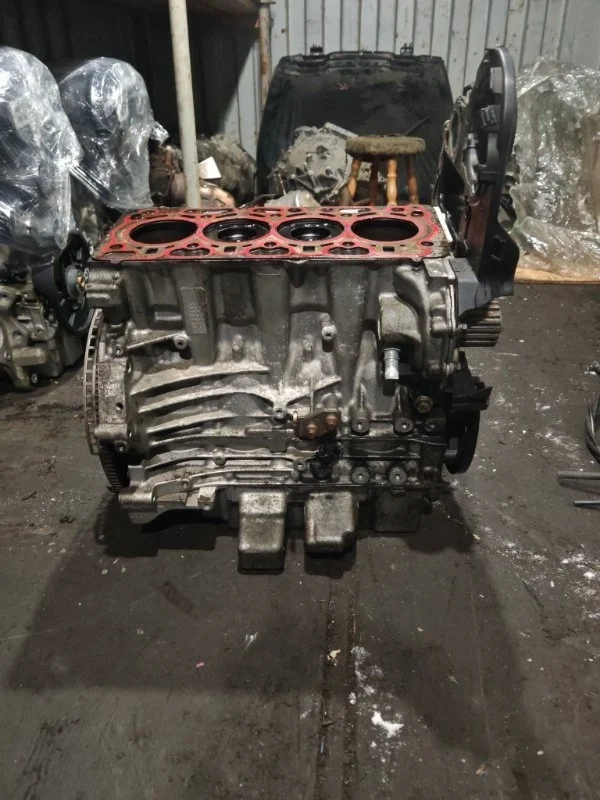 Блок цилиндров Volvo XC90 36010304 D4204T23