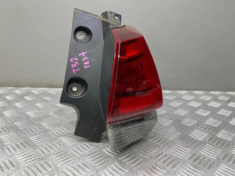 Фонарь Nissan X-Trail T32