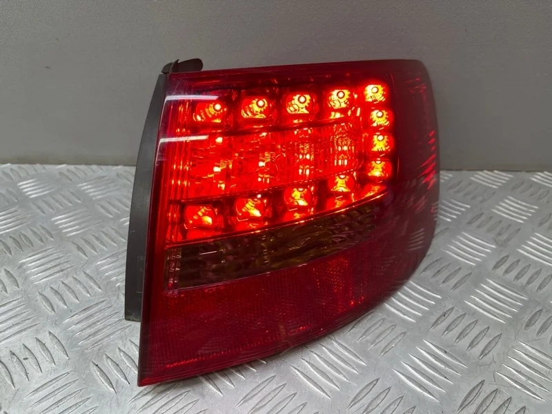 Фонарь Audi A6 C6