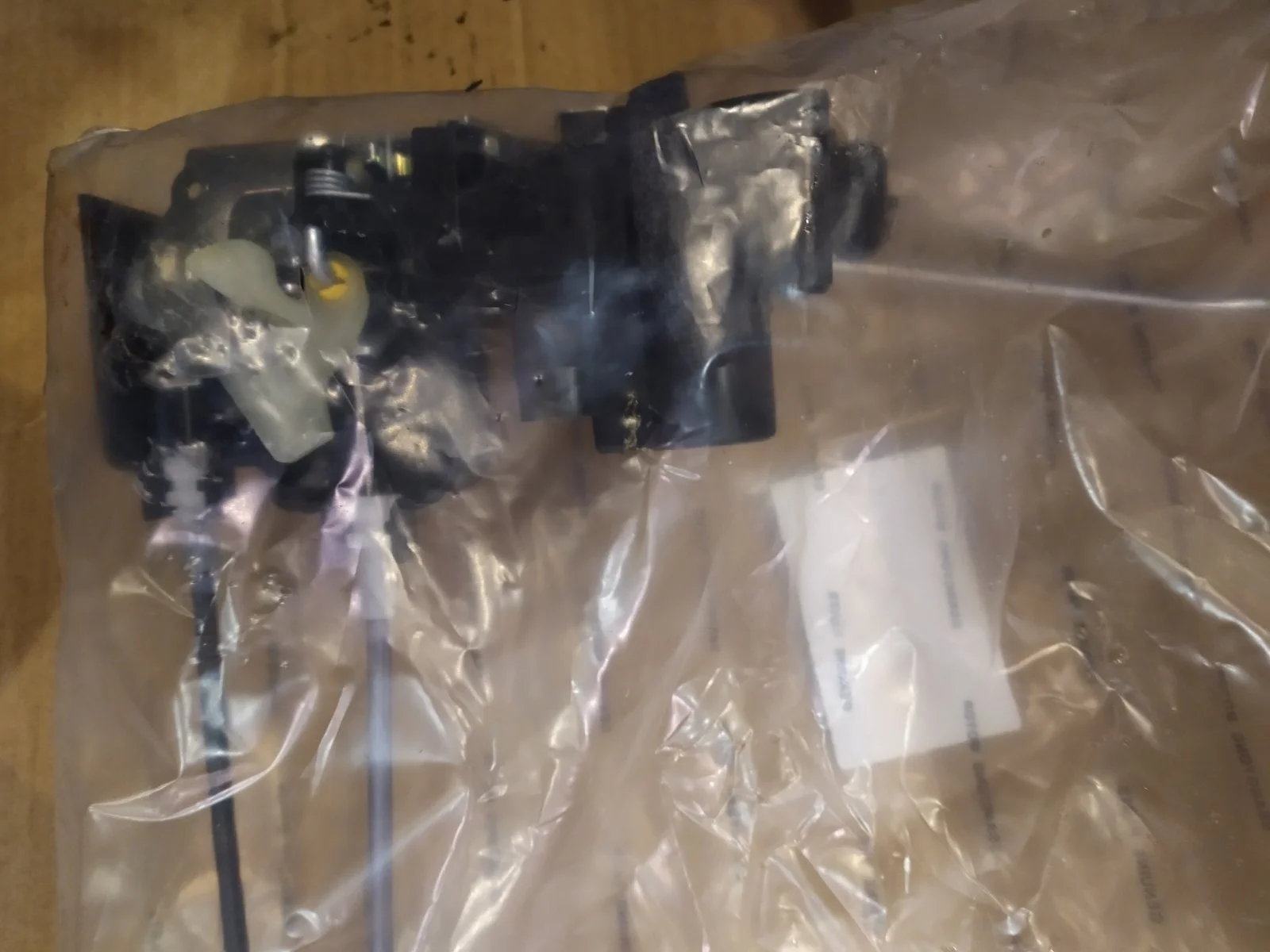 Замок двери Ssangyong Actyon C200