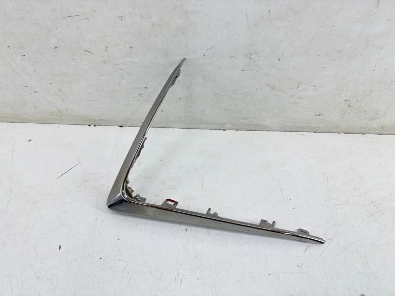 Молдинг решетки радиатора Lexus ES 2018-2020 7