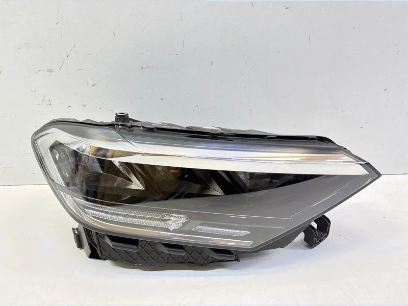 Фара Volkswagen Polo 2020-2026