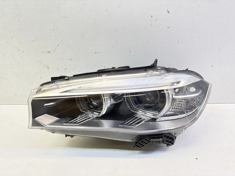 Фара BMW X5 2014-2018 F15