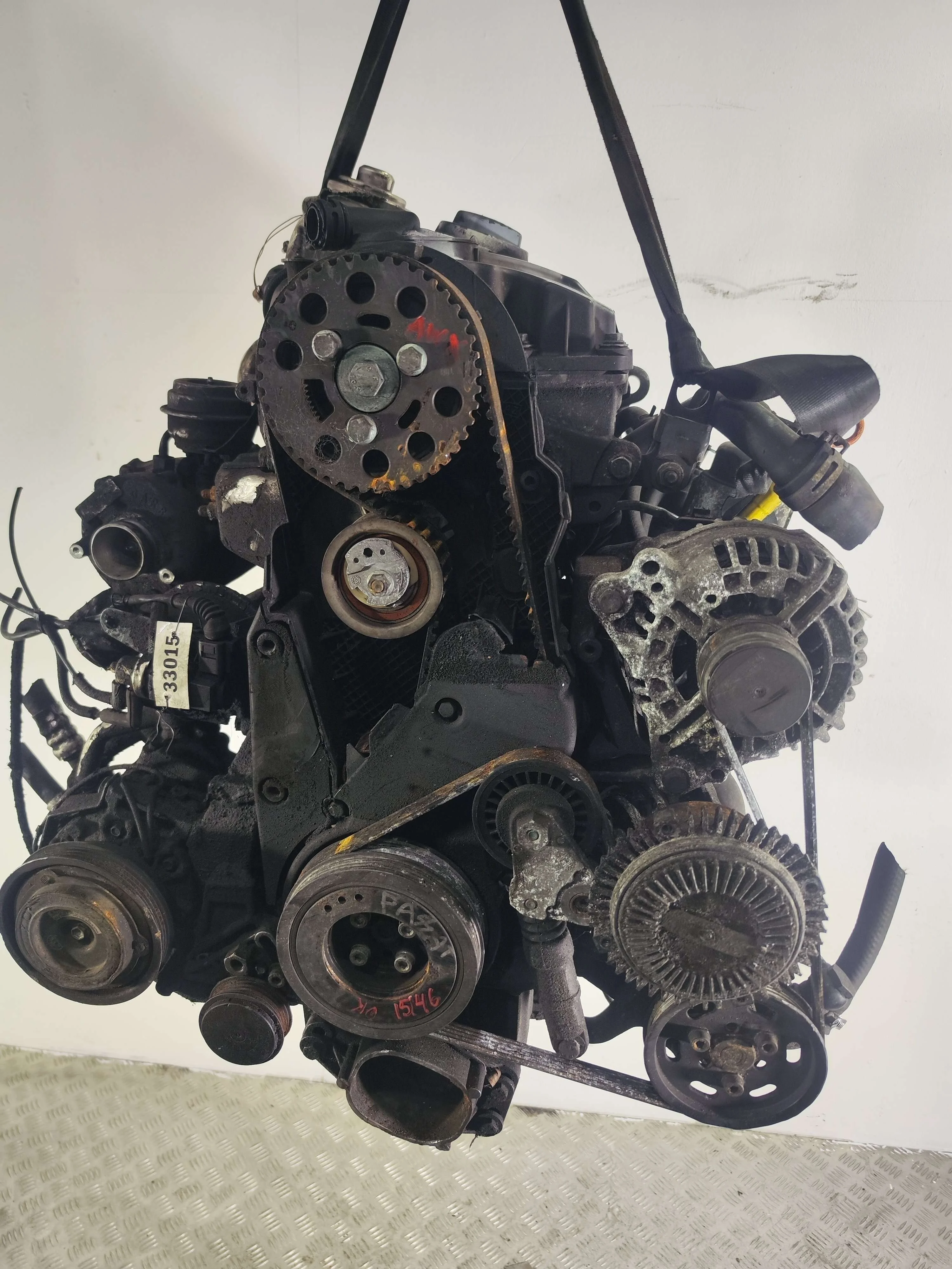 двигатель Volkswagen Passat 1.9 дизель 2005