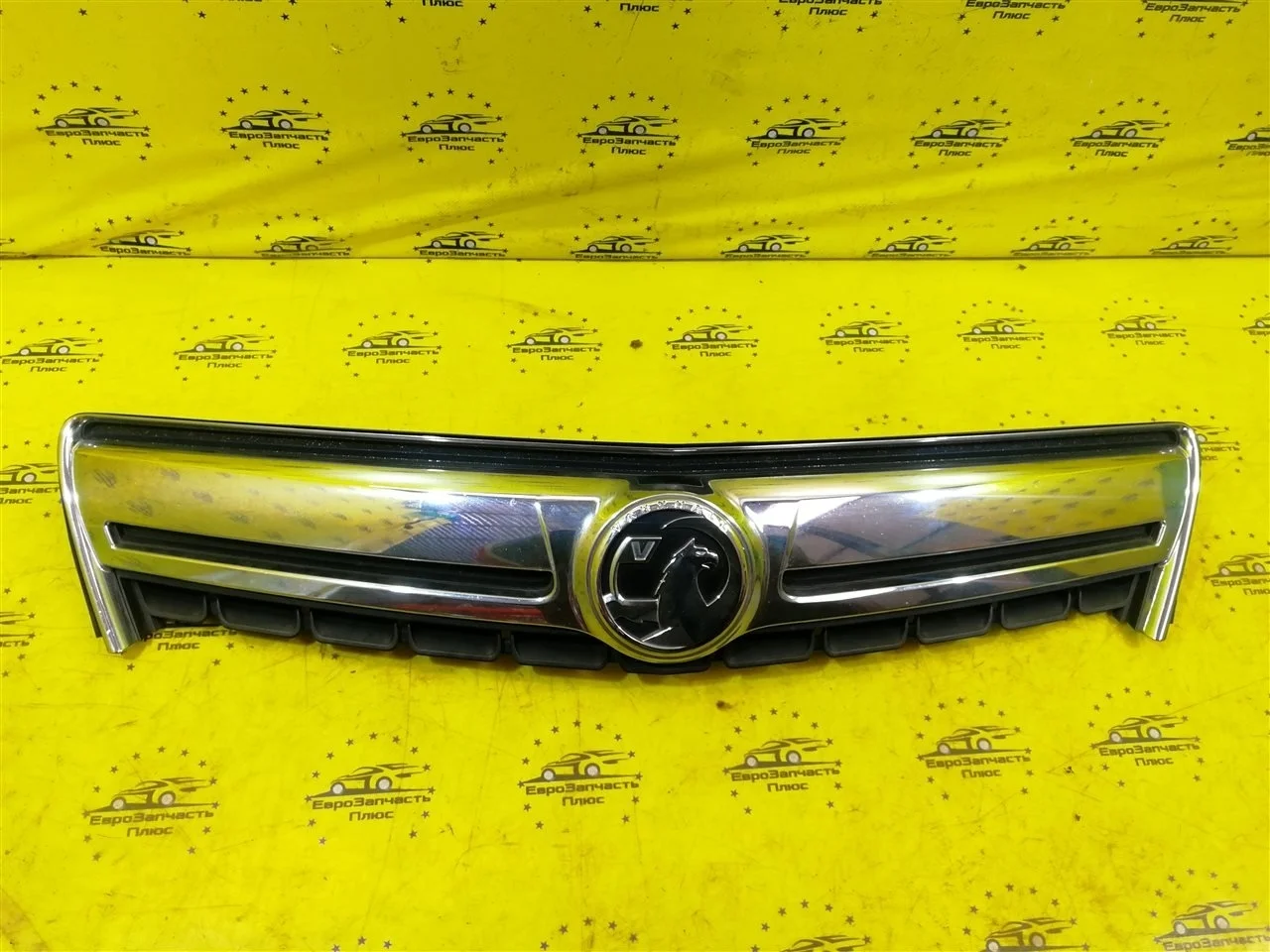 Решетка радиатора Opel Antara 25983424 L07