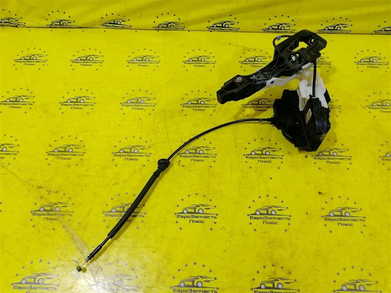 Замок двери Kia Ceed 1 814101H010 ED, задний левый