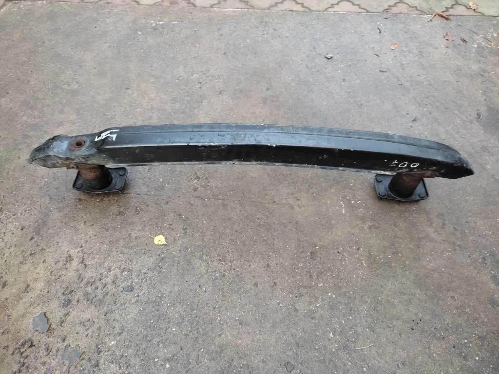 Усилитель заднего бампера Mercedes-Benz