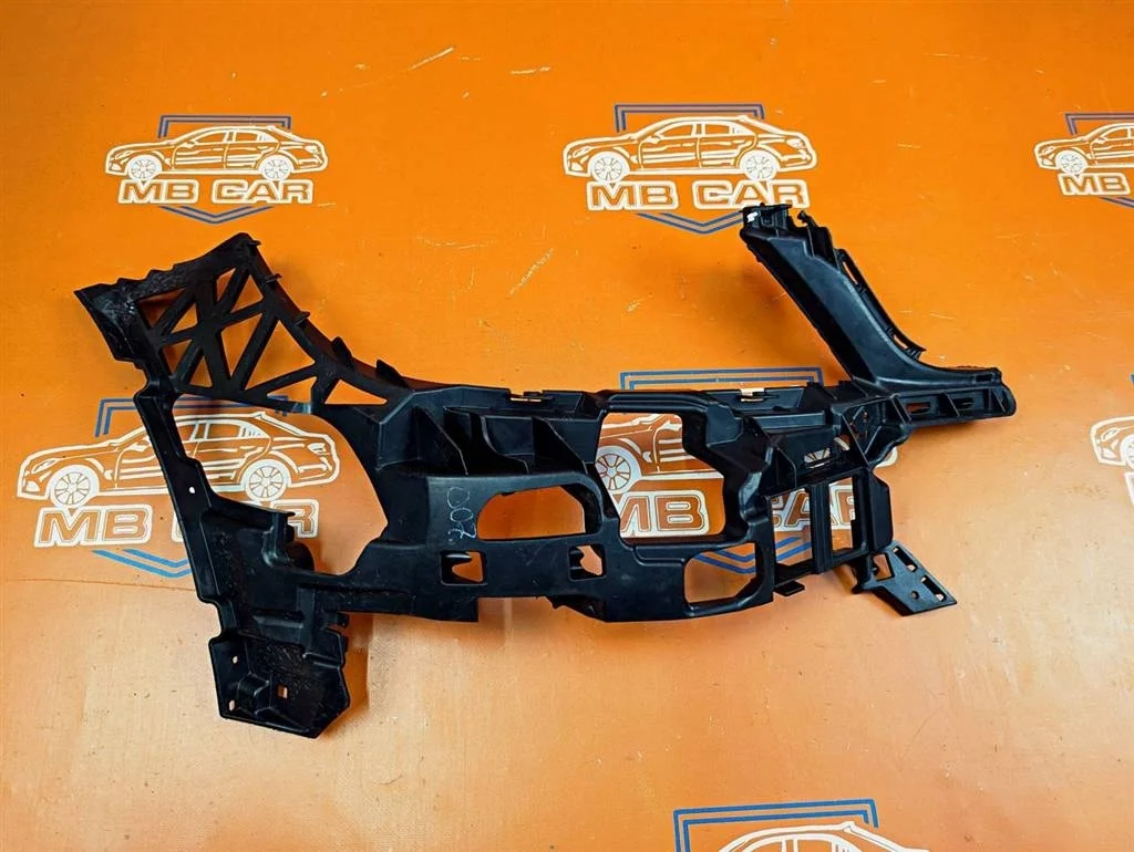 Каркас бампера Mercedes-Benz