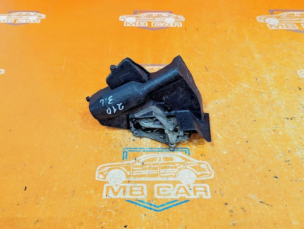 Замок двери задней левой Mercedes-Benz