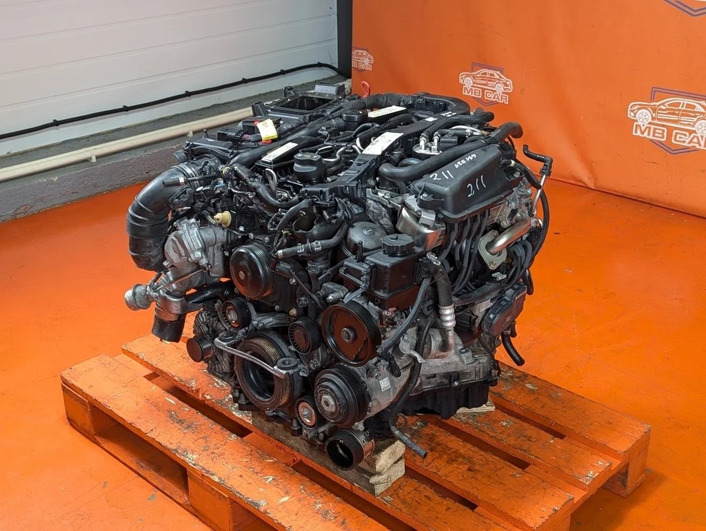 Двигатель бензиновый Mercedes-Benz