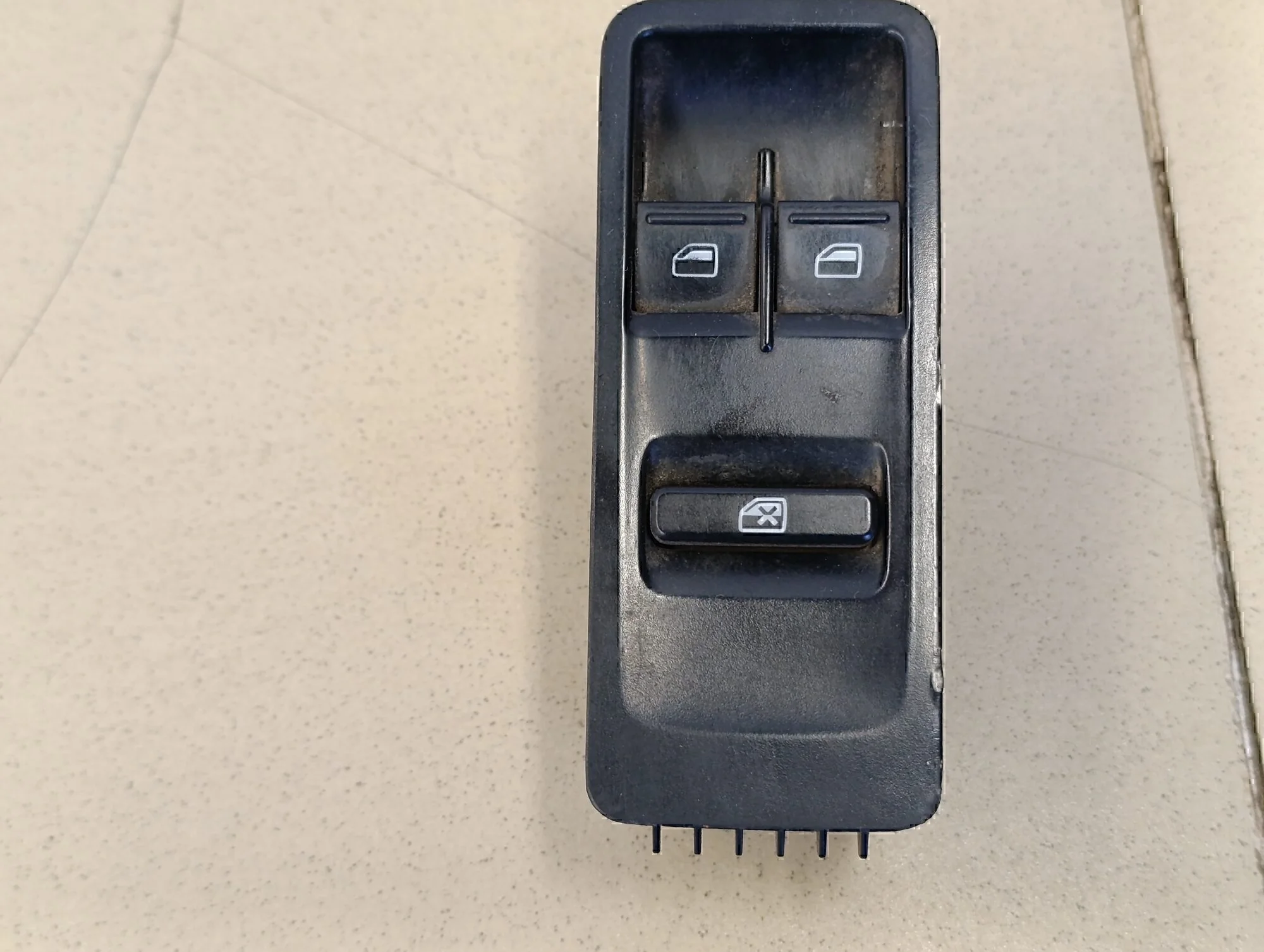 Блок управления стеклоподъемниками Polo (Sed RUS) 2011>