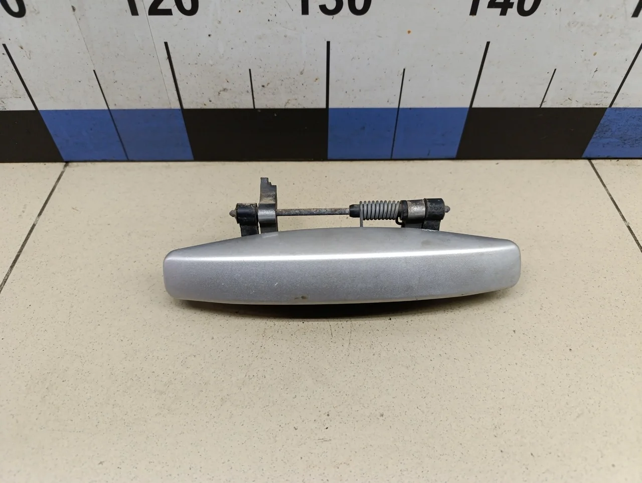 Ручка двери наружная правая Duster 2012>