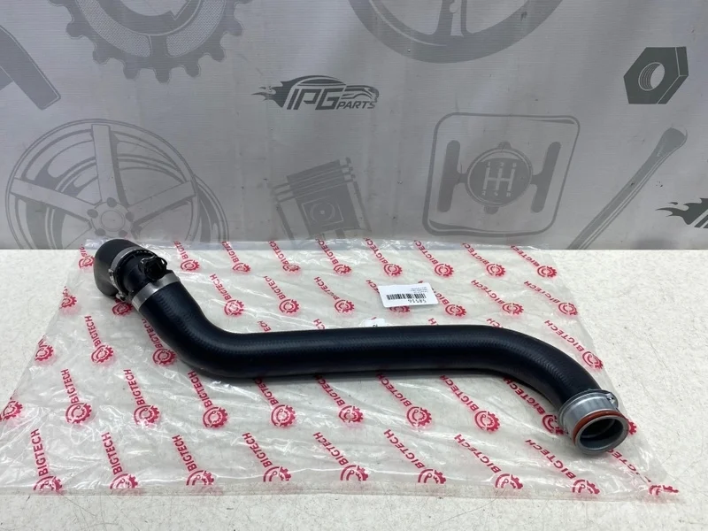 Патрубок ож Mercedes-benz W211