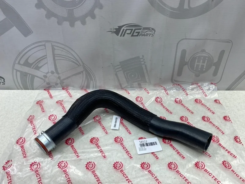 Патрубок ож Mercedes-benz W203