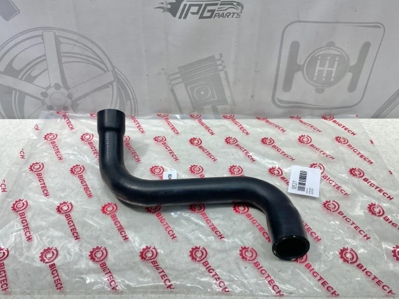 Патрубок ож Mercedes-benz GLA X156