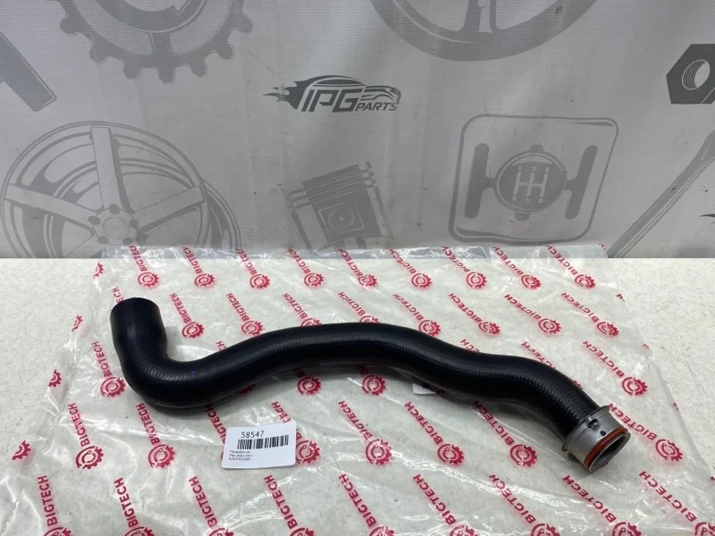 Патрубок ож Mercedes-benz W203