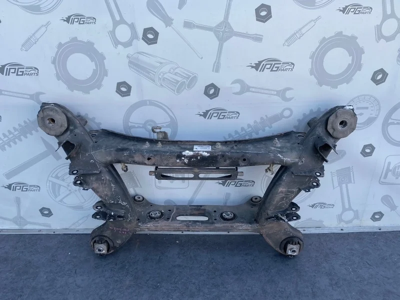 Подрамник задний Mercedes-benz W212