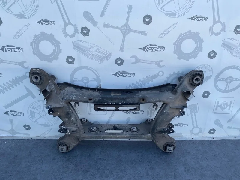 Подрамник задний Mercedes-benz CLS C218