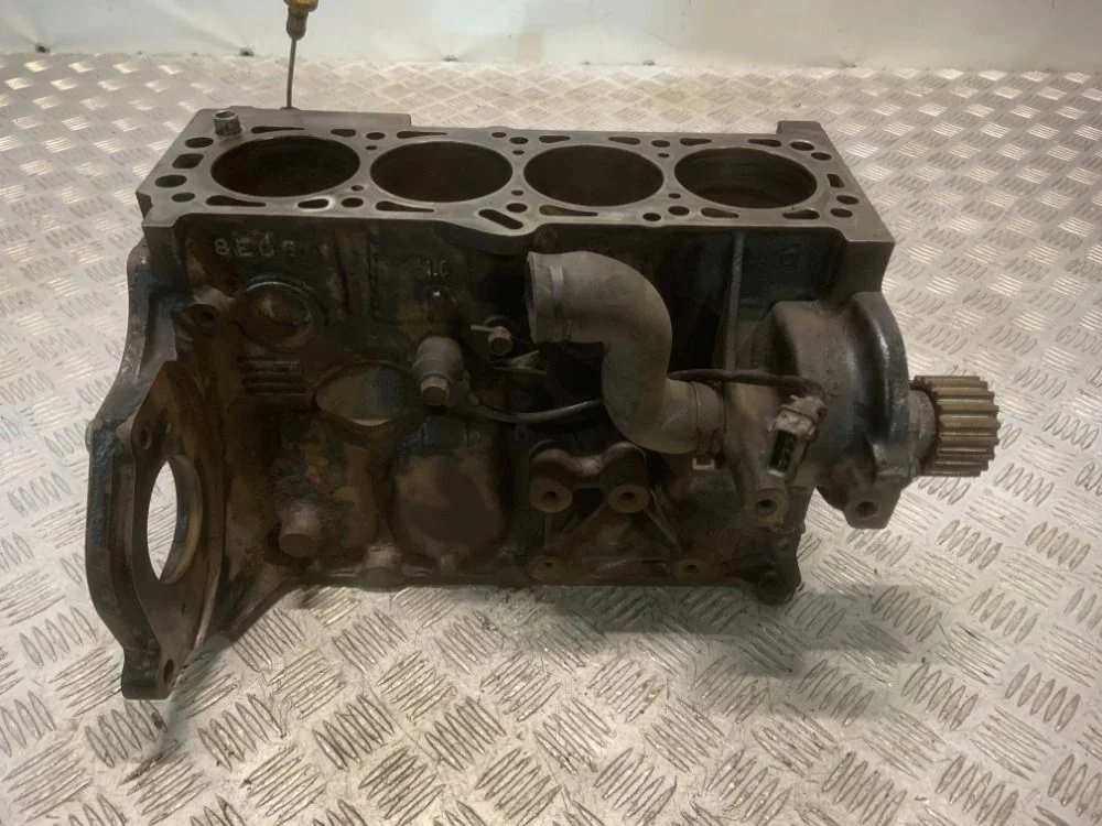 Блок двигателя F16D3