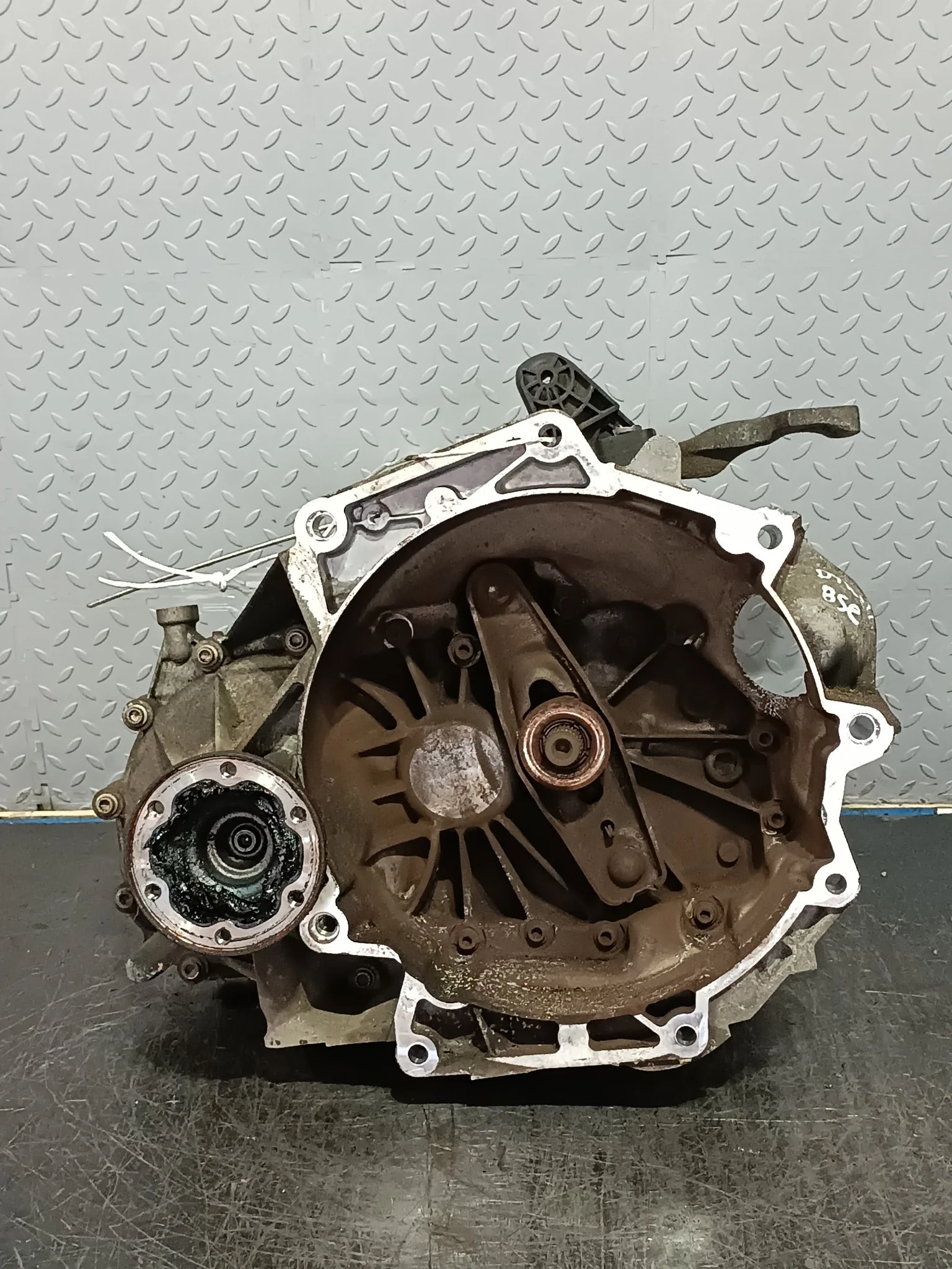 МКПП AUDI VOLKSWAGEN SKODA BGU BSE BSF CCSA CMXA JHT 0AF300042H DY1004